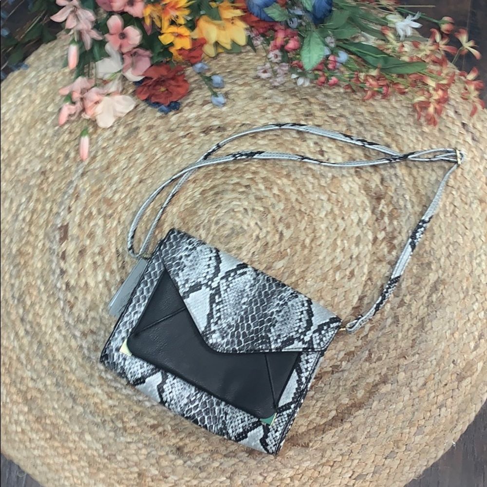 New Apt. 9 Faux Snakeskin Crossbody Bag